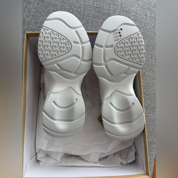 Michael Kors (Not Outlet ) Wild Berry Pink White Leather Suede Sneakers Size 9 - Picture 11 of 14